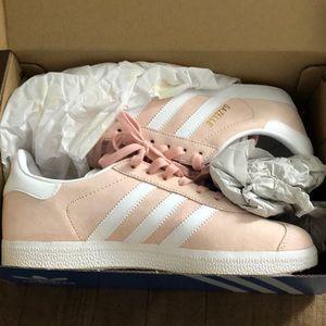 Gazelle women’s pink adidas originals